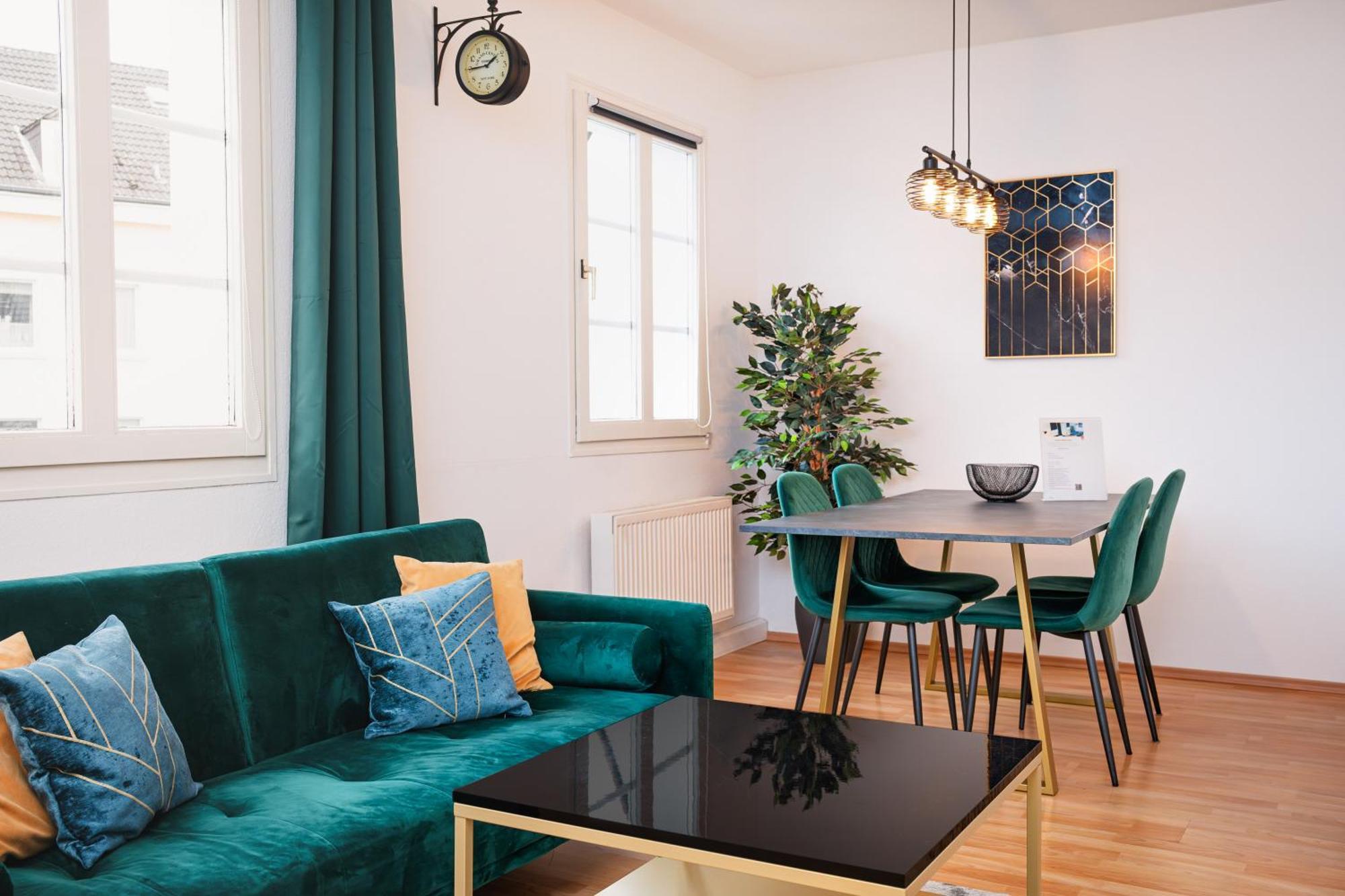Smart Home - Wuppertal - Perfect For 4 Guests! Central - Netflix - Schwebebahn - Free Parking Zone Dış mekan fotoğraf