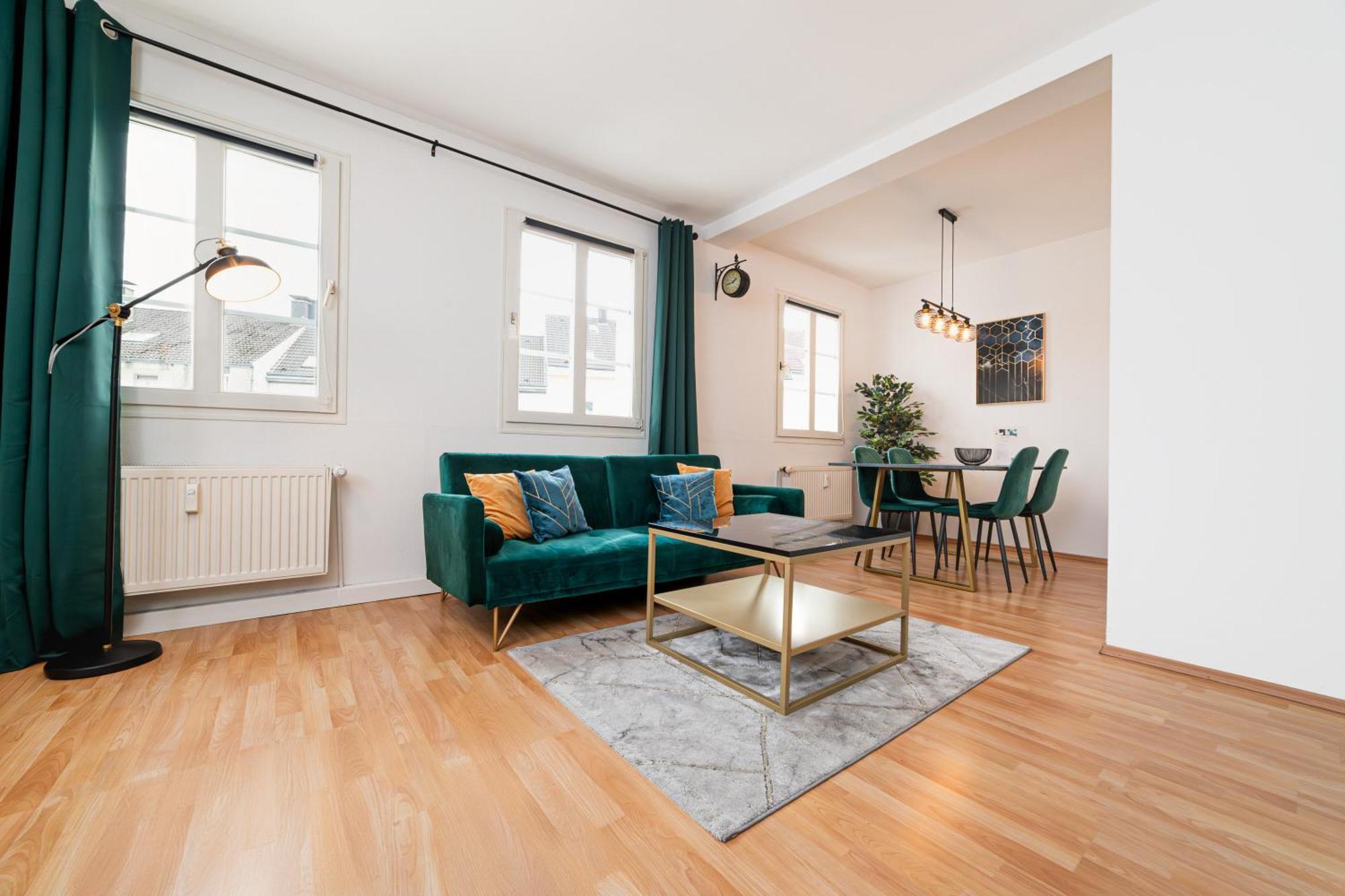 Smart Home - Wuppertal - Perfect For 4 Guests! Central - Netflix - Schwebebahn - Free Parking Zone Dış mekan fotoğraf
